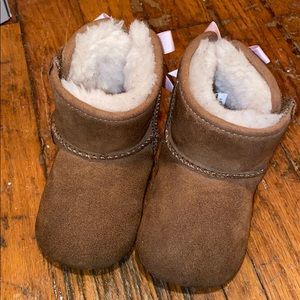 Infant ugg